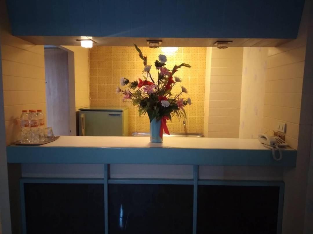 Indra Hotel Hatyai Хатъяй Экстерьер фото